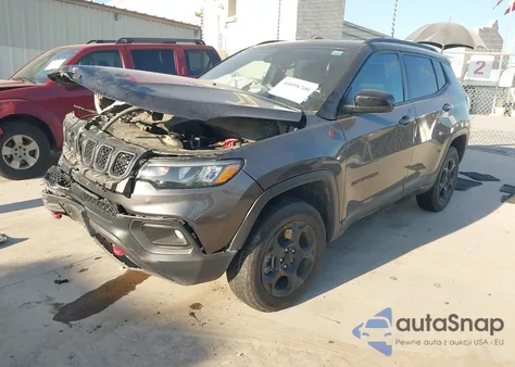 2024 Jeep Compass Trailhawk 4X4 z USA, uszkodzony, nr VIN 3C4NJDDN9RT582065